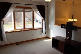 35 Catalpa Dr in North East, MD - Building Photo - Building Photo