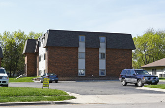 Commerce Apartments in North Mankato, MN - Foto de edificio - Building Photo