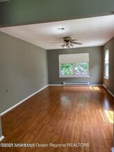 8 Brenner Ct in Brick, NJ - Building Photo - Building Photo