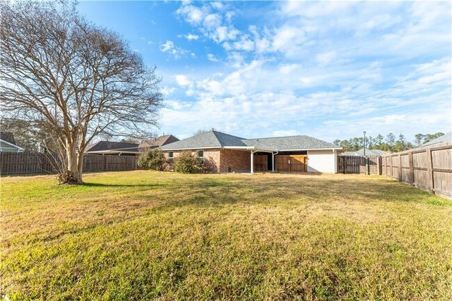 30078 Leslie St, Unit C08 in Albany, LA - Building Photo - Building Photo