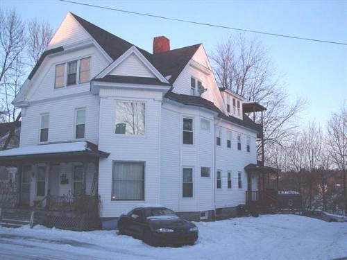 27 Crosby St in Augusta, ME - Foto de edificio - Building Photo