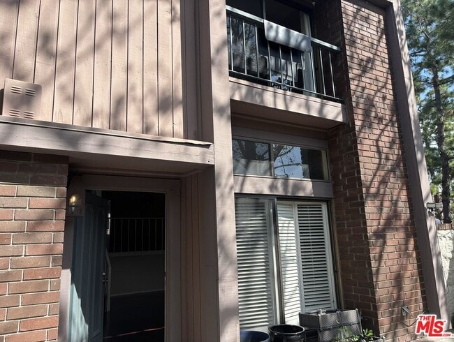 property at 4541 Alla Rd