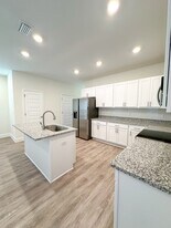 102 Santa Rosa St in Santa Rosa Beach, FL - Building Photo