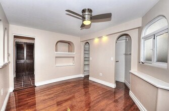 The Villa in Laguna Beach, CA - Foto de edificio - Building Photo