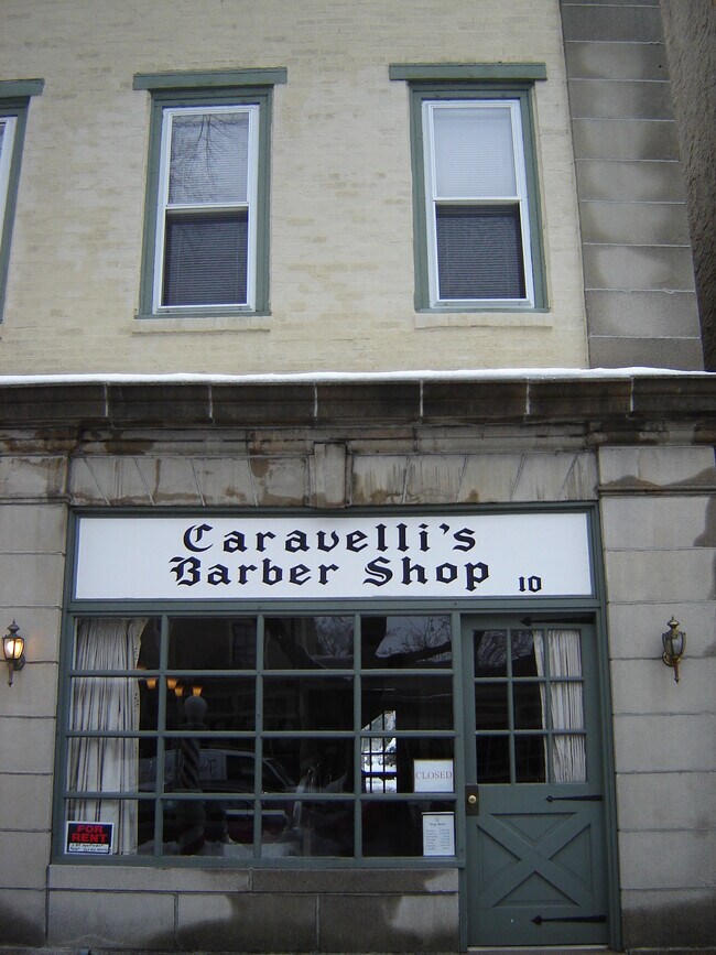 12 Kings Hwy E, Unit 2W