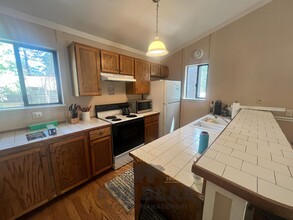 811 Southwood Blvd in Incline Village, NV - Building Photo - Building Photo
