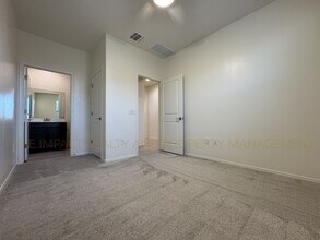 6358 E Via Valdivia in Tucson, AZ - Building Photo - Building Photo