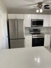 2217 Discovery Cir W in Deerfield Beach, FL - Building Photo - Building Photo