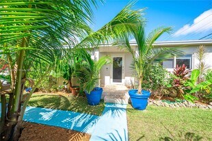 2401 SW 26th St in Miami, FL - Building Photo