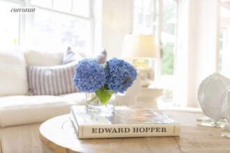 18 Country Ln in East Hampton, NY - Building Photo - Building Photo