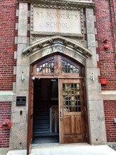 Off Centre Lofts in Jamaica Plain, MA - Foto de edificio - Building Photo
