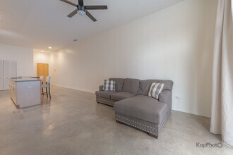 949 W Madison St in Chicago, IL - Building Photo - Building Photo