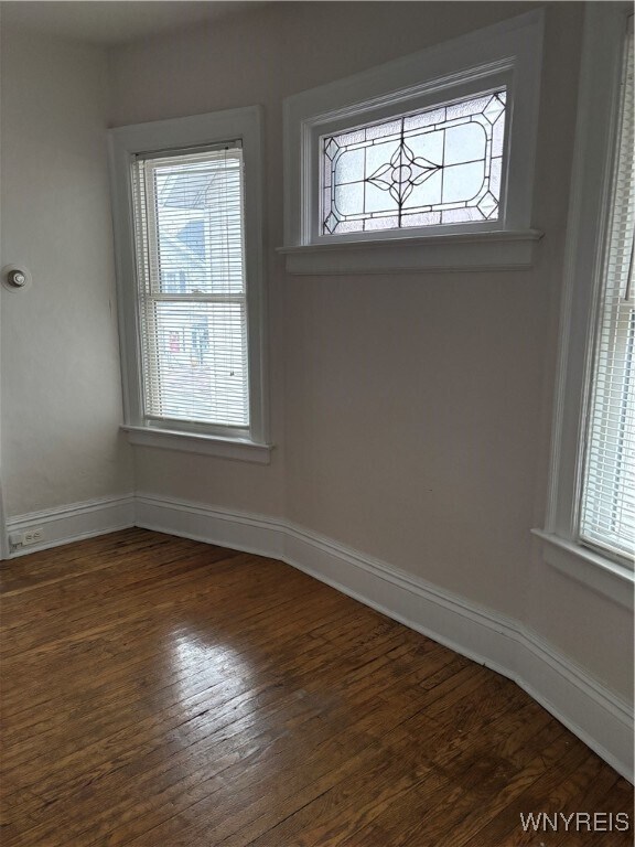 55 E Hazeltine Ave in Kenmore, NY - Building Photo - Building Photo