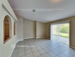 510 Brown Bear Way in St. Cloud, FL - Building Photo - Building Photo