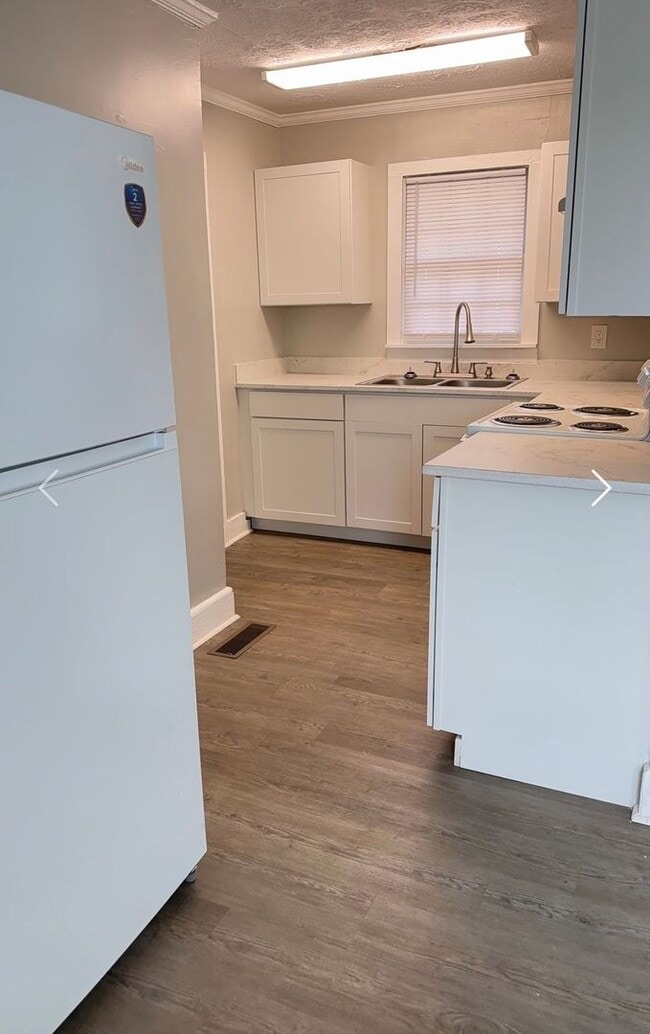 property at 110 Lindsey Lake