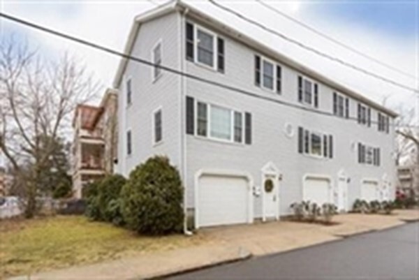 property at 18 Plainfield St