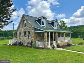 12301 Chapel Rd in Clifton, VA - Building Photo