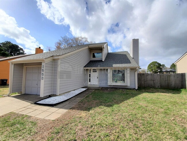 property at 1553 Beachview Dr