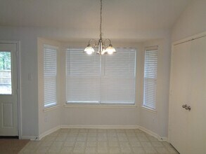 17136 Gleneagle Dr S in Conroe, TX - Building Photo - Building Photo