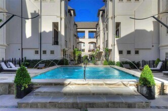 619 Live Oak St in Houston, TX - Building Photo - Building Photo