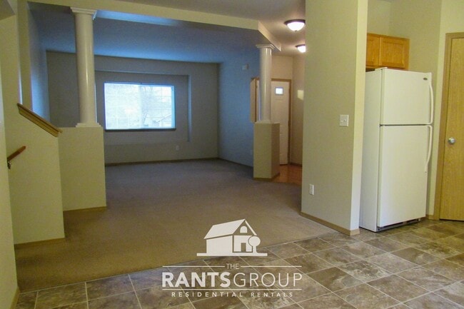 3016 Powder Ridge St SE in Olympia, WA - Building Photo - Building Photo