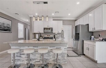 1637 Harvest Pecan Ct in Las Vegas, NV - Building Photo - Building Photo