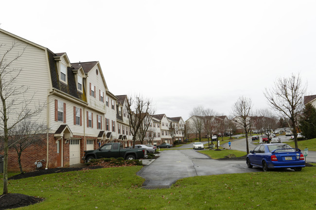 Timberbrook Court Townhouses photo'