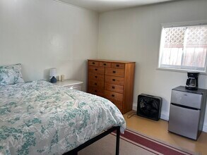 4046 Alla Rd, Unit #2 in Los Angeles, CA - Foto de edificio - Building Photo