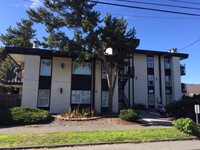 2733 61st Ave SW in Seattle, WA - Foto de edificio - Building Photo