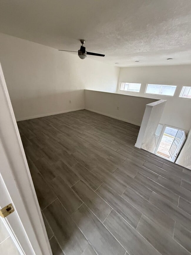 3977 Crayrich Cir in Orlando, FL - Building Photo - Building Photo