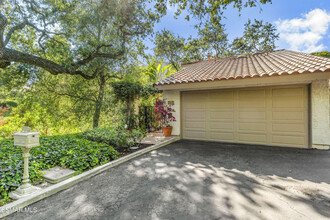 727 Arroyo Oaks Dr in Westlake Village, CA - Building Photo - Building Photo