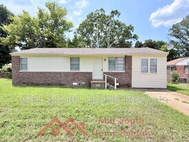 5057 Gill Rd in Memphis, TN - Building Photo