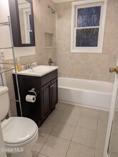 2 Friebel Rd in Albany, NY - Building Photo - Building Photo