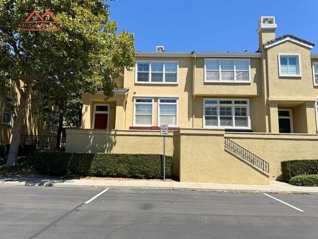 property at 3634 Fitzsimmons Common
