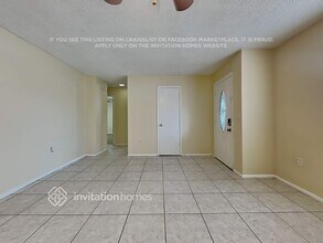 6214 Palmview Ct in Tampa, FL - Foto de edificio - Building Photo
