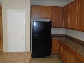 9567 W Frank Ave in Peoria, AZ - Foto de edificio - Building Photo