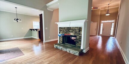 718 Retreat Dr in Dacula, GA - Building Photo - Building Photo