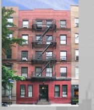 148 W Tenth St in New York, NY - Building Photo - Building Photo