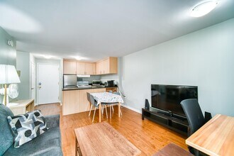 5222-5222 Green St in Halifax, NS - Building Photo - Building Photo