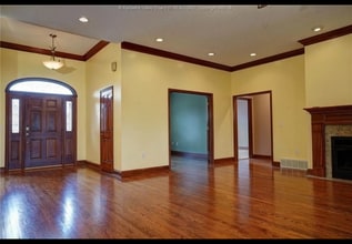 152 Crestridge Dr in Teays Valley, WV - Building Photo - Building Photo