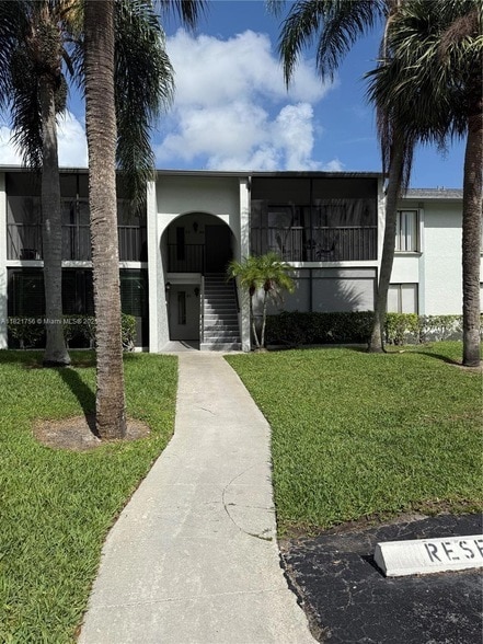property at 1014 Green Pine Blvd
