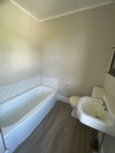 582 Sunbury St in Minersville, PA - Building Photo - Building Photo