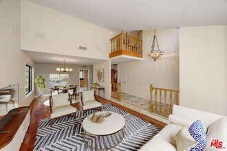 13031 Magnolia Blvd in Los Angeles, CA - Building Photo - Building Photo