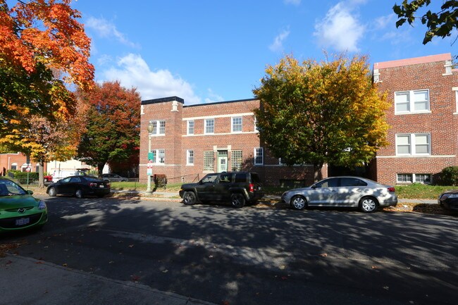 973 Randolph St NW in Washington, DC - Building Photo - Building Photo