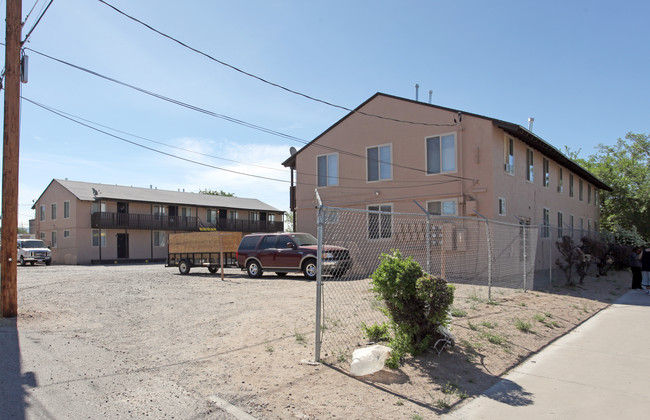 6901-6909 Acoma Rd SE in Albuquerque, NM - Foto de edificio - Building Photo