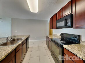 4368 Edenrock Pl in Spring Hill, FL - Building Photo - Building Photo