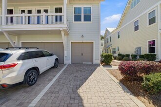 26 E Pine Lands Lp in Inlet Beach, FL - Foto de edificio - Building Photo