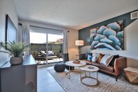 Building Photo - Summertime Apartamentos in Sacramento, California
