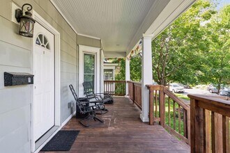 3023 Dupont Ave S in Minneapolis, MN - Foto de edificio - Building Photo