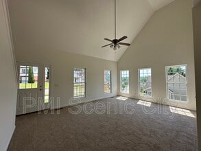 7527 Passport Dr in Ooltewah, TN - Building Photo - Building Photo